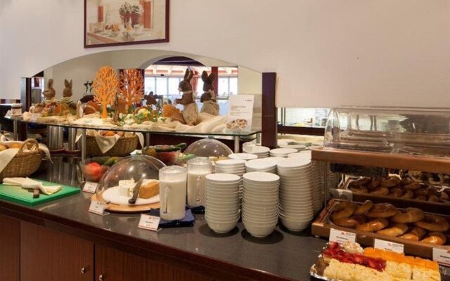 ADEA Lifestyle Suites
