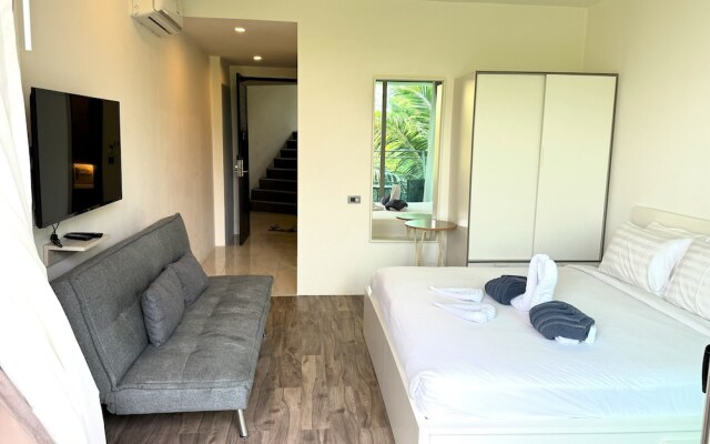 Convenient studio at Oceana by Lofty