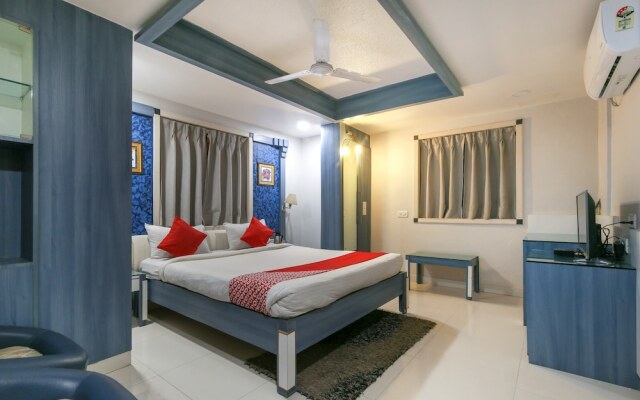 OYO 3993 Hotel Churuwala Inn