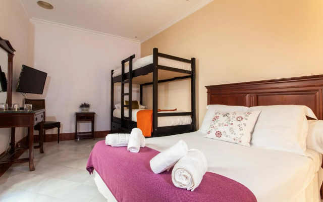 Hotel Baco