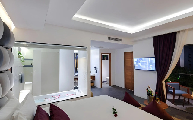 Solitaire Damnak Villa Hotel