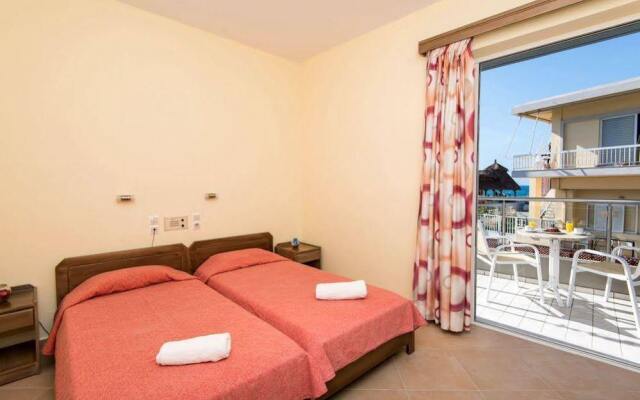Daisy Hotel Apartments