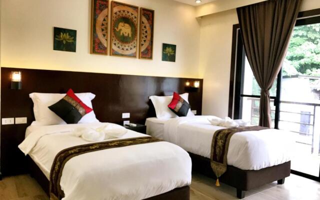 Molly Resort
