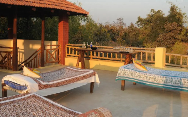 WelcomHeritage Bandhavgarh Jungle Lodge