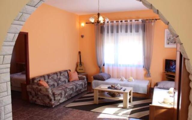 Apartment Buskulic