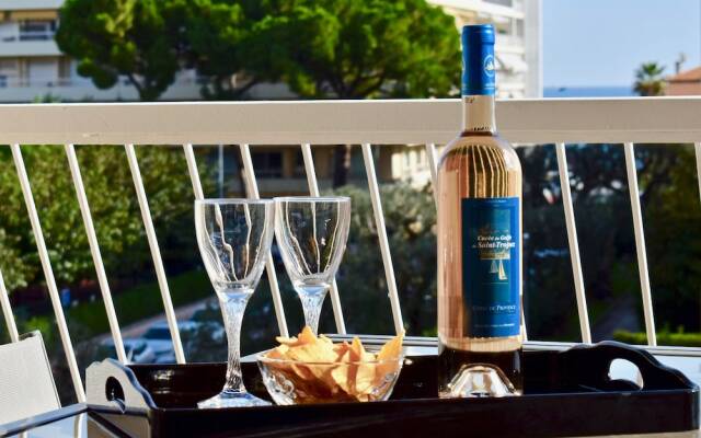 Riviera Standing Appartement La Couronne Premium, vue mer