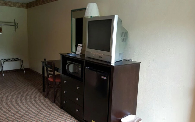 Budget Host Inn Charleston