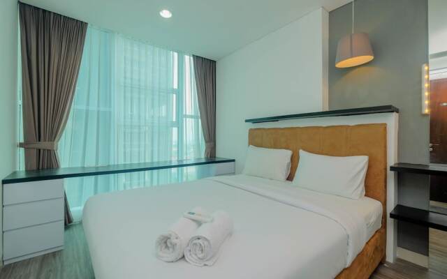 Elegant 1br at Brooklyn Apartment Near Alam Sutera