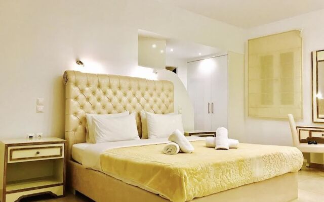Queen Boutique Suites