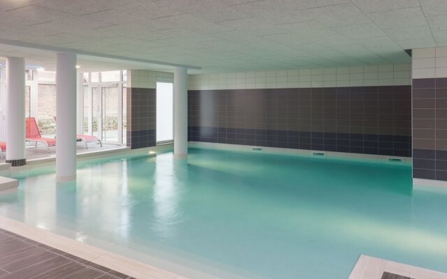 Colmar: Contemporary Apartment, 800 m From the Centre