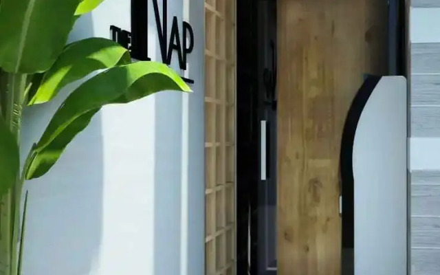 The Nap Pacific Place 3-Capsule Hotel