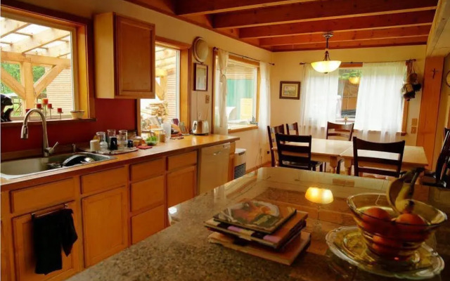 Wild Alaska Inn