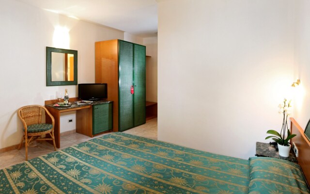 Hotel Mediterraneo