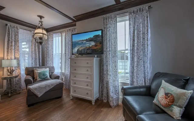 3749 Victorian Sanctuary by the Sea