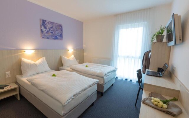 Topmotel
