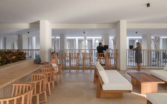 Serry Beach Resort