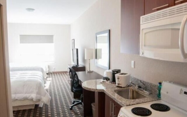 Redvers Western Star Inn & Suites