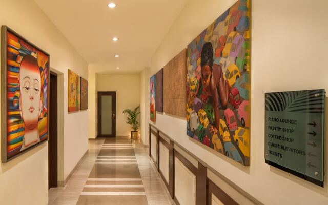DLF Club 5