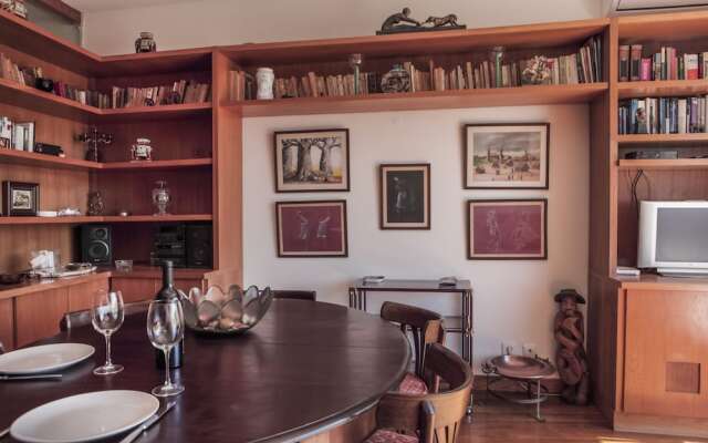 Rent4Rest Estoril Beachfront Apartments