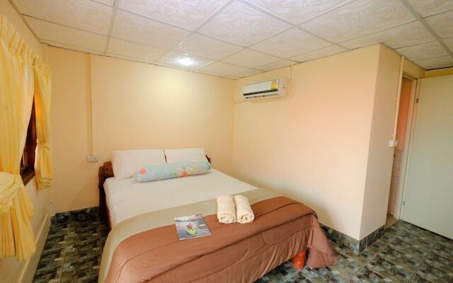 Rotchana's Retreat Hotel on Mekong That Phanom