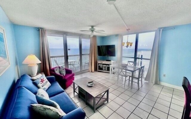 Pelican Beach 1711 1 Bedroom Condo by Pelican Beach Management