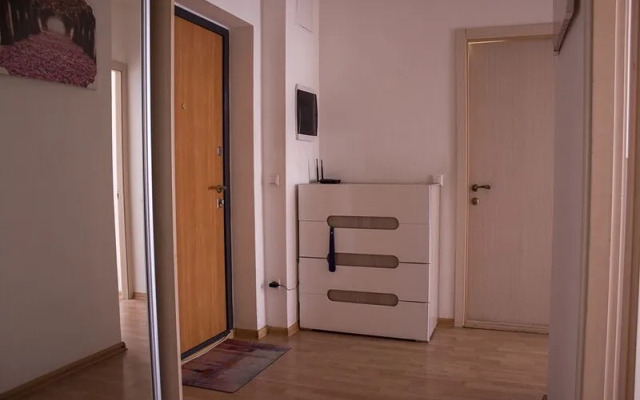 Апартаменты Феникс на улице Водоёмная, д. 80,  к.3