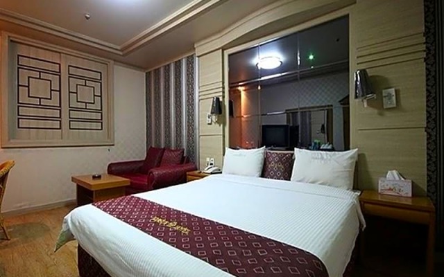 NS Hotel