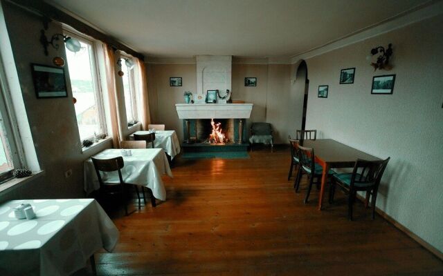 old adishi guest house