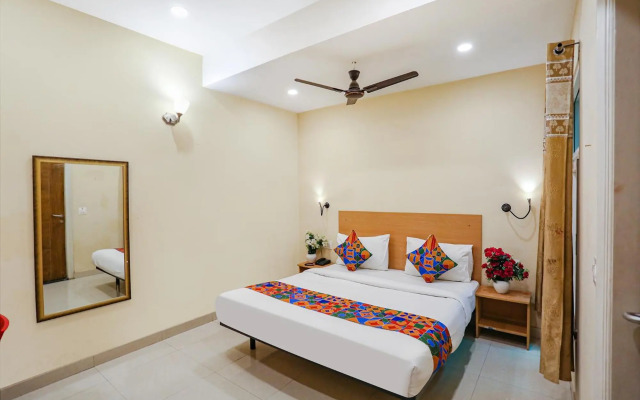 OYO Townhouse 1051 Galaxy Inn