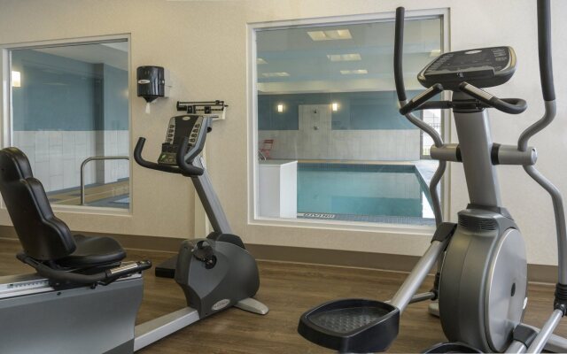 Holiday Inn Express & Suites North Bay by IHG