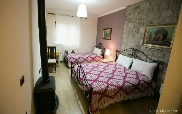 Guesthouse Villa Falo