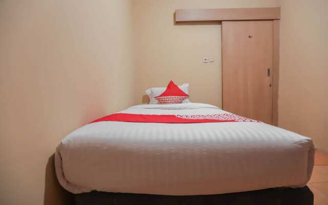 OYO 298 Gemilang Guesthouse