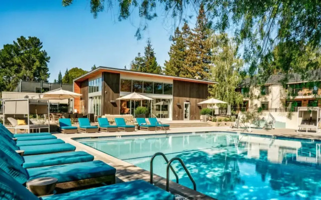 Sharon Green Condominiums