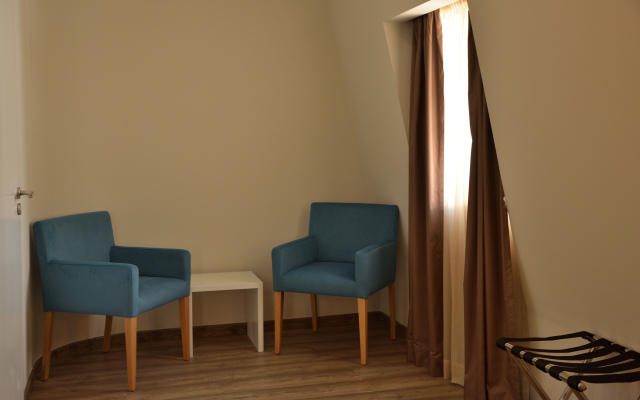 Porto Domus Hotel