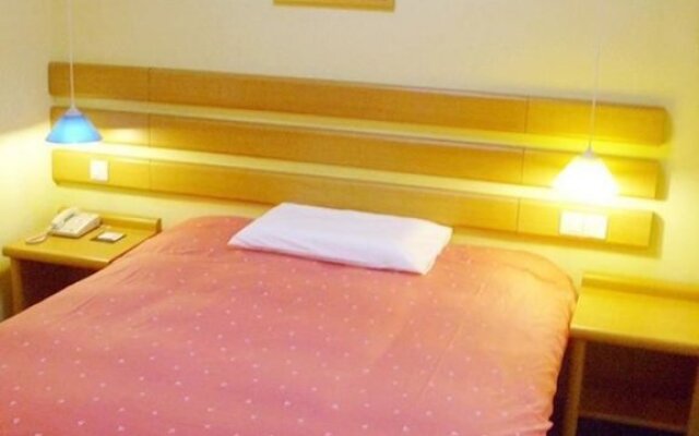 Home Inn Shanghai Lujiazui Finance Zone Pudong Avenue