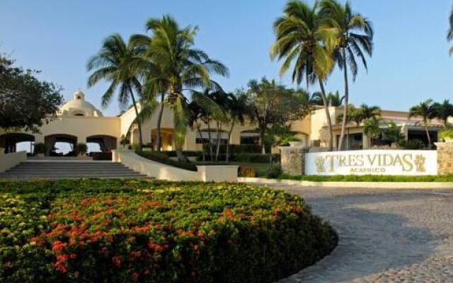 Tres Vidas Acapulco Suites