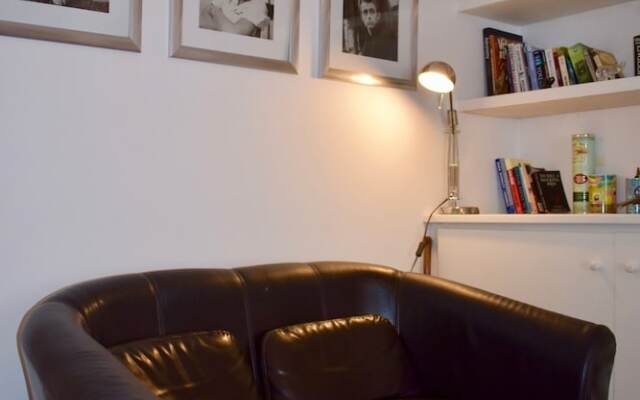 Traditional 3 Bedroom House in Dublin