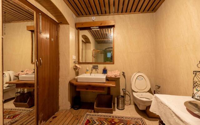 Hydrangea - 1br in Mussoorie by Roamhome