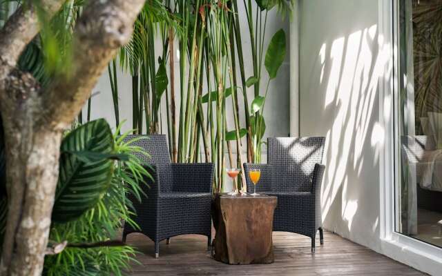 Splendid Private Villa, 2 BR, Canggu With Staff