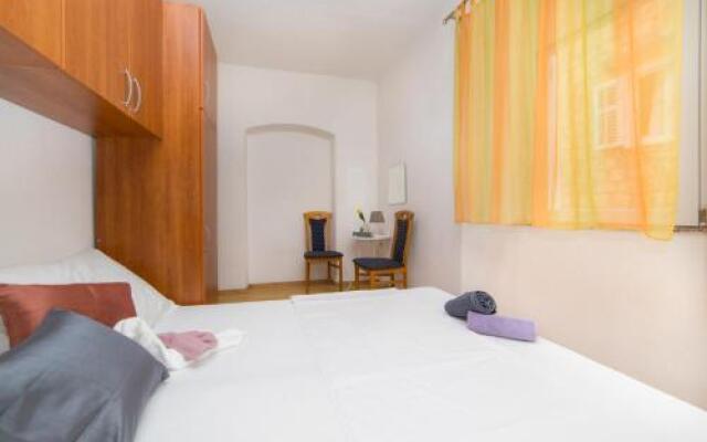 Apartment Kalalarga