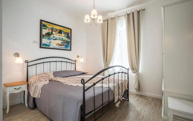 Lantana Holiday Home
