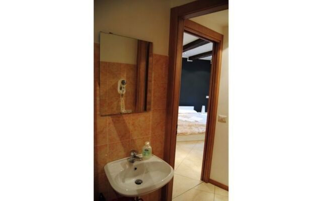 Suite Tower