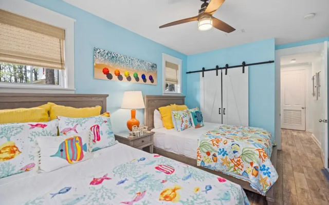 1345 Laurel Grove 3 Bedroom Home by RedAwning
