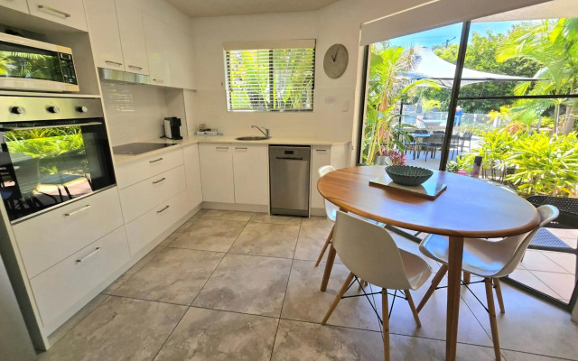 Noosa River Retreat