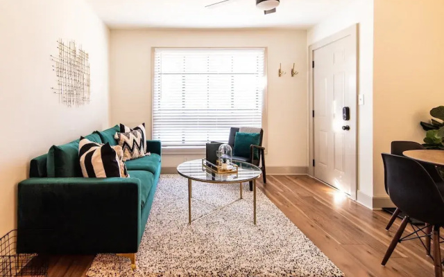 907 White Street, Unit 2, Atlanta