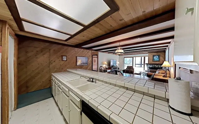 Slopeside 1849 Condos - Comfortable 3 BR Condos with Full Kitchens
