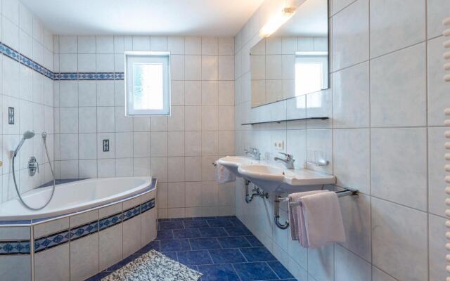 Large Holiday Apartment With Large Balcony in Kappl