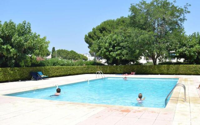 Appartement Le Grau-du-Roi, 1 pièce, 4 personnes - FR-1-250-236