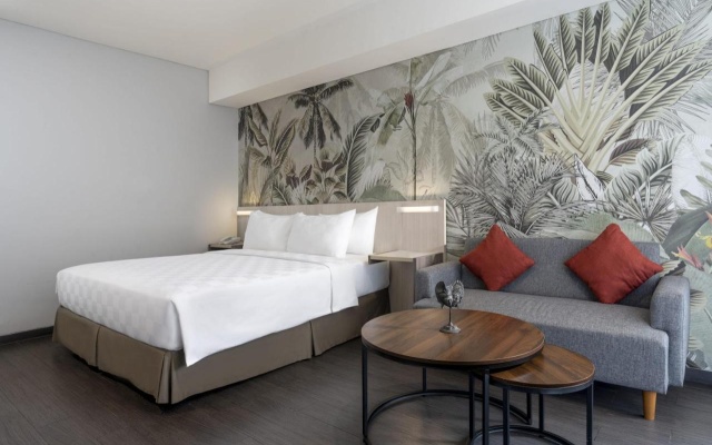 Swiss-Belexpress Cideng – Guest Rooms – Jakarta