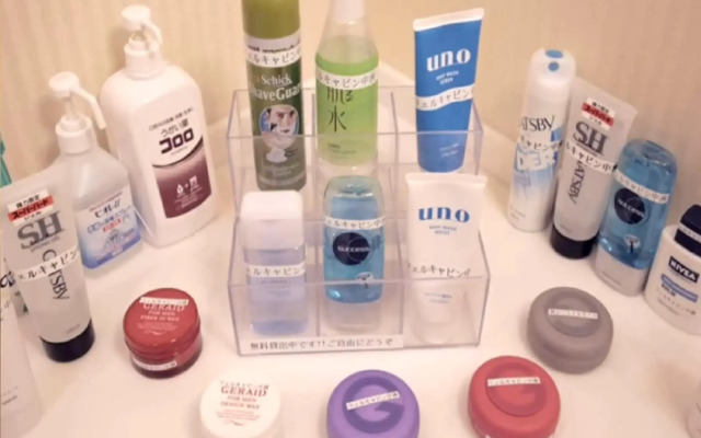 HEARTS Capsule Hotel & Spa Nakasu (Male Only)